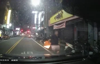 家屬路上攔警車求助！潭子幼童突不適　警方鳴笛護送3分鐘抵醫院