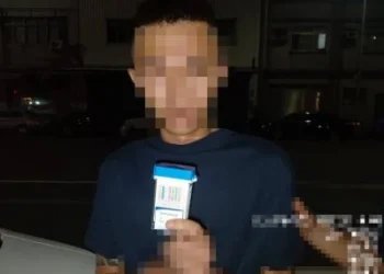 高雄男毒駕「睡死」路中央！「警叫不醒」座椅驚見愷他命