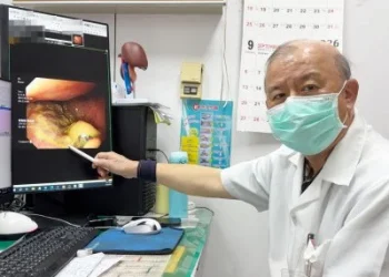 長年吃檳榔又喝酒嘴破吞嚥困難 檢查發現7公分惡性腫瘤