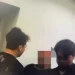 北捷流血衝突!女勸男不要講電話被打臉 嘴角受傷流血