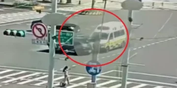 台北萬華區救護車小貨車擦撞！　貨車駕駛頭部擦挫傷