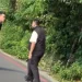 「別再推上去了!」九份公車擦撞多元計程車 2駕駛當街爆衝突畫面曝