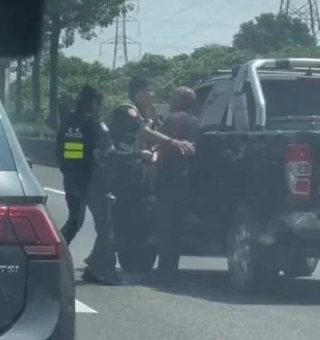 國道GTA! 員警攔停酒駕男