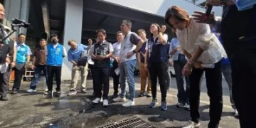 砸15億排水工程仍淹水！柯志恩直擊前鎮漁港　轟花公帑就該解決問題