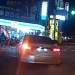 轉彎車未禮讓走斑馬線行人! 苗栗自小客車駕駛與女學生互嗆