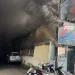 台南撞球館清晨陷火海!濃煙竄出 業者搶救200萬球桿