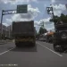 驚險!騎士才準備離開 前方汽車突倒車撞機車 台南玉井畫面曝