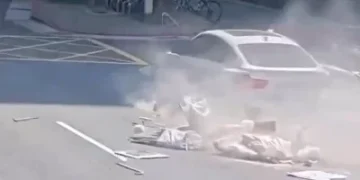 北市忠孝東路BMW肇逃！　撞路邊13輛車「下車看自己的車」隨即落跑