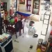 影／驚悚工安意外！越南工人操作切割機突彈飛　「刀片直擊頸部」血流不止身亡