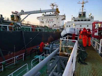 台中外海「海上加油站」! 兩艘外籍郵輪非法駁油台中海巡登檢送辦