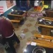 影/凌晨喝太醉慘了!陸男起身失衡倒下「臉直接砸進火鍋」 湯潑滿全身影片瘋傳