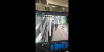 送貨臨停錢包遭偷！台中男調行車紀錄器揪賊　陌生男開副駕車門得手1萬