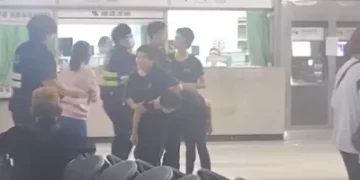 聊天太大聲引爆衝突！ 　宜蘭火車站前兩派人馬互嗆4人遭送辦