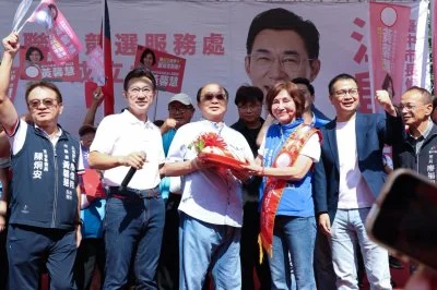 江啟臣一天連跑4場競總!合體胡志強、跨區挺4議員 拋育兒敬老新政