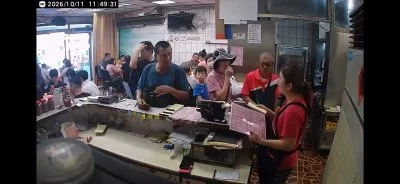 影/餐廳客滿不接外帶!男客當場失控嗆「囂張三小叫老闆出來」 中壢店家PO監視器影片:有這麼餓嗎?