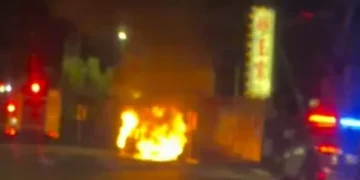 燒成焦屍！　台中火燒車男子陳屍車內