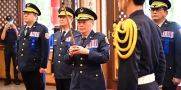 警政署秋祭追思殉職警察英靈　署長張榮興率員警代表致敬先賢