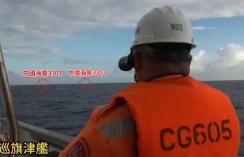 快訊／中國海警2船闖東沙限制水域！海巡一對一監控　雙方持續對峙