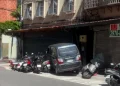 酒駕肇事!三重廂型車衝撞多輛機車開上人行道 男駕駛酒測值超標