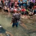 影/土地糾紛談不攏!菲律賓農民「水下憋氣決鬥」解決爭端 過12分鐘沒浮出水面雙雙喪命