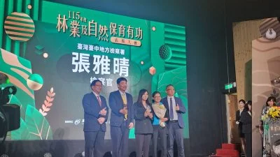 破獲跨縣市盜伐集團查扣6萬公斤珍貴林木 中檢張雅晴檢察官獲保育有功表揚