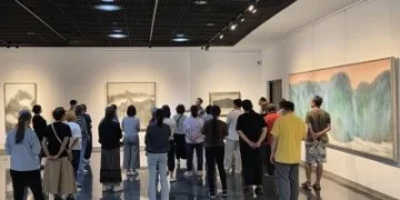 從礦石磨出山水色彩!林必强膠彩畫展台中登場 34件作品見證30年藝術路